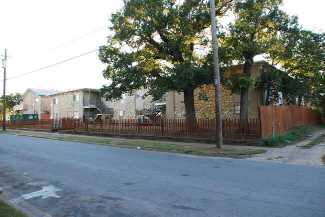 Beaux House in Dallas, TX - Building Photo - Building Photo