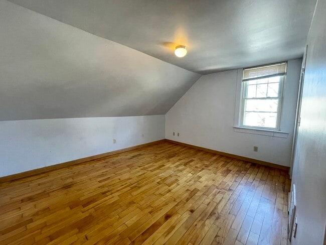 17 Suffolk St, Unit 3 in Chelsea, MA - Building Photo - Building Photo
