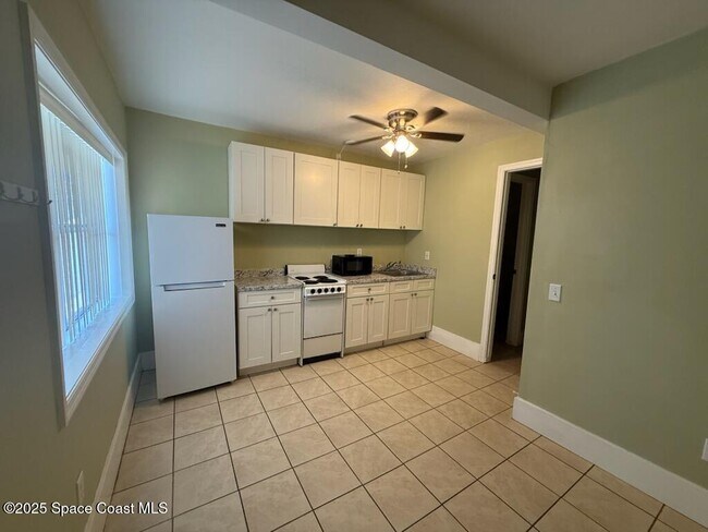 3485 US-1 in Mims, FL - Building Photo - Building Photo