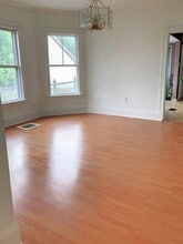 6 Hazelwood Ave in Waterville, ME - Building Photo - Building Photo