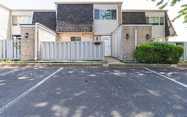 property at 1402 Bill Carrol Dr