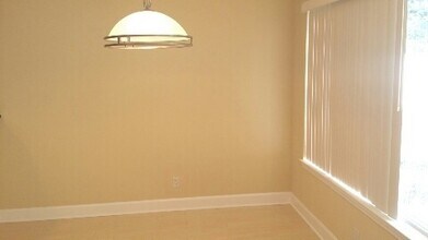 8650 Via Mallorca in San Diego, CA - Building Photo - Building Photo