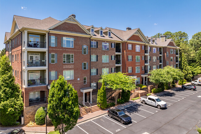 Sterling of Dunwoody in Atlanta, GA - Building Photo - Primary Photo