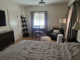 3430 Utah Street, Unit Studio in San Diego, CA - Building Photo
