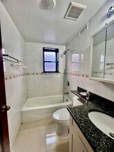 45-53-53 160th St in New York, NY - Building Photo - Building Photo