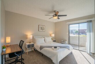 8550 E McDowell Rd in Scottsdale, AZ - Building Photo - Building Photo