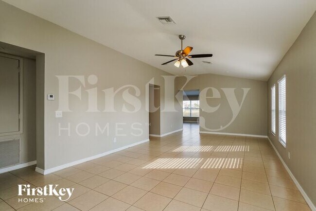 25453 Bandito Ct in Punta Gorda, FL - Building Photo - Building Photo