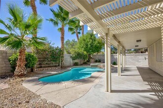 9591 Antelope Bend Ct in Las Vegas, NV - Building Photo - Building Photo