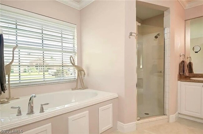 property at 333 Wentworth Ct