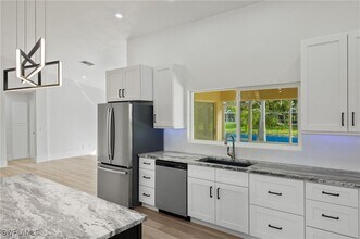1073 Rose Garden Rd in Cape Coral, FL - Building Photo - Building Photo