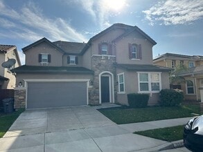 354 Craftsman Dr in Lathrop, CA - Building Photo - Building Photo