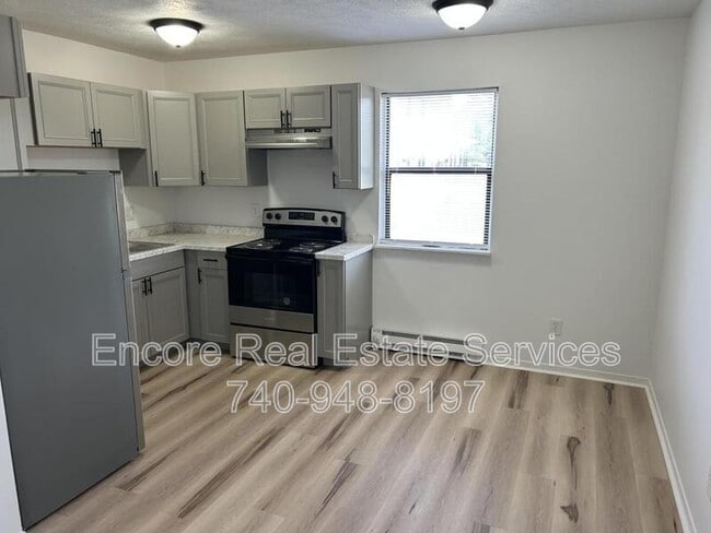 270 Everett Ave in Newark, OH - Building Photo - Building Photo
