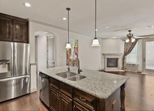 5018 Dominion Blvd in Irving, TX - Building Photo - Building Photo