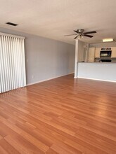 1045 E John Sims Pkwy in Niceville, FL - Building Photo - Building Photo