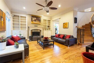 5970 Inwood Dr in Houston, TX - Building Photo - Building Photo