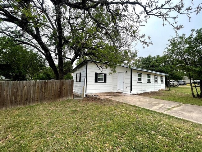 property at 723 Pecan Ln