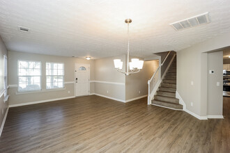 5601 Sable Way in Atlanta, GA - Building Photo - Building Photo