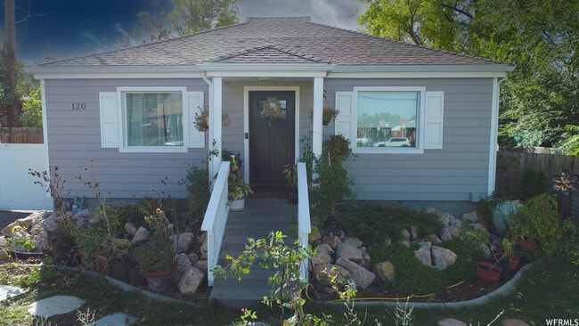 120 E 350 N, Unit main house in North Salt Lake, UT - Building Photo - Building Photo