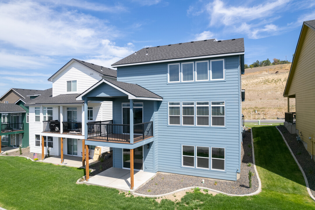 Residences at Indian Trail in Spokane, WA - Foto de edificio