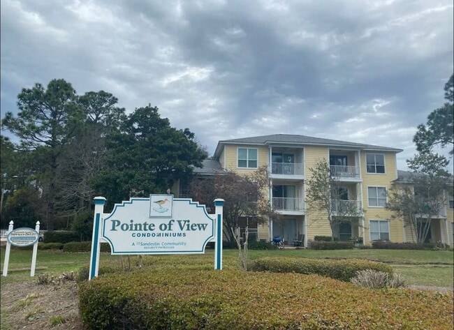 property at 200 Sandestin Ln