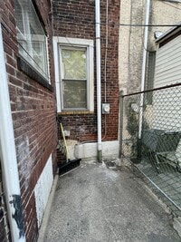 3230 Keim St photo'