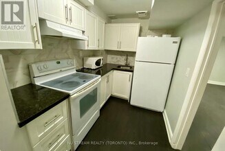 4144 Lastrada Heights in Mississauga, ON - Building Photo - Building Photo