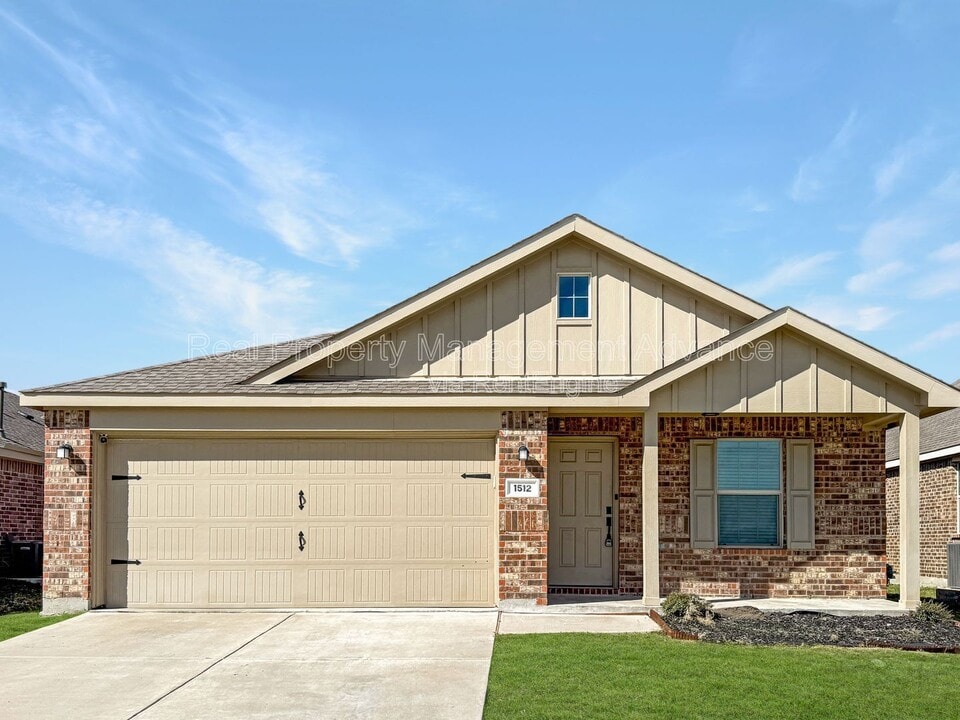 1512 Deerchase Dr in Anna, TX - Building Photo