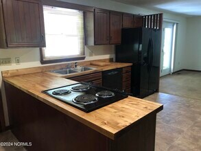 135 S Belvedere Dr in Hampstead, NC - Building Photo - Building Photo