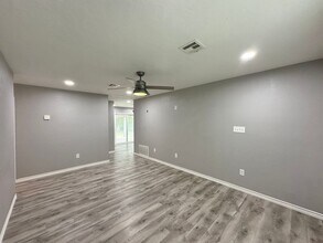 6130 SW Oakcliff Ave in Lawton, OK - Building Photo - Building Photo