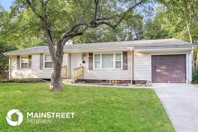 property at 6702 Fairlane Dr