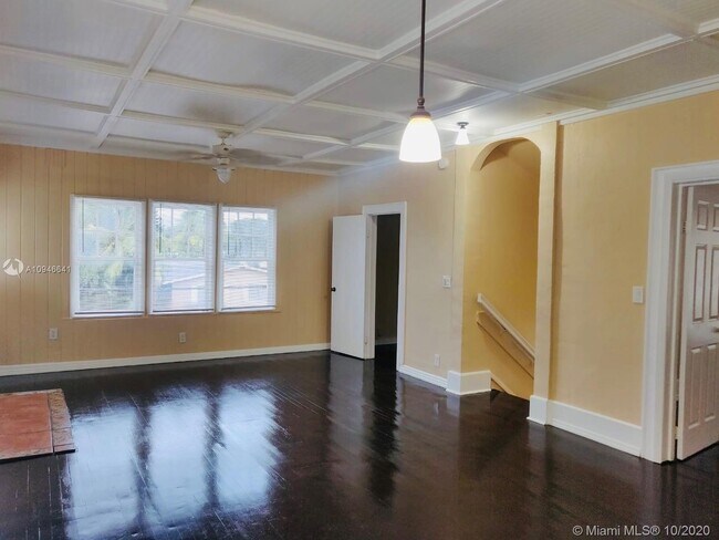 304 SW 20th St-Unit -2 in Fort Lauderdale, FL - Building Photo - Building Photo