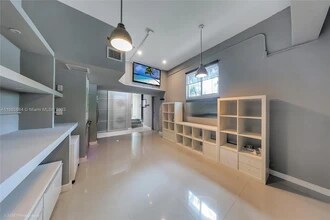 850 N Venetian Dr in Miami Beach, FL - Building Photo - Building Photo