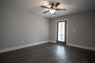 Puritan Mill in Athens, GA - Foto de edificio - Building Photo