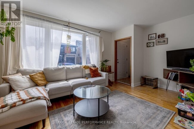 45 McNaughton Ave in Ottawa, ON - Building Photo - Building Photo