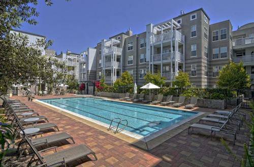 3901 Lick Mill Blvd, Unit 223 in Santa Clara, CA - Foto de edificio - Building Photo