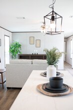 6105 E McKinney St in Denton, TX - Building Photo - Building Photo