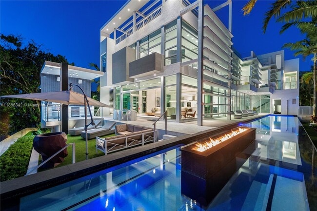 440 S Hibiscus Dr in Miami Beach, FL - Building Photo - Building Photo