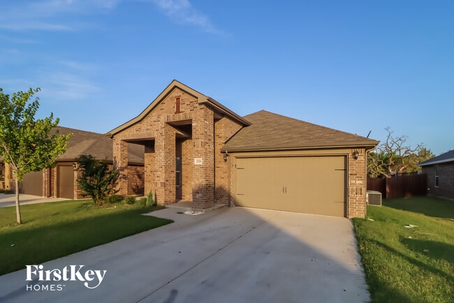 2520 Doe Run in Weatherford, TX - Building Photo - Building Photo