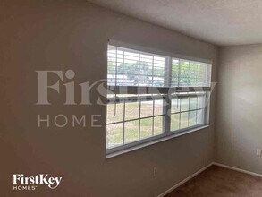 557 Mayview Ave NW in Port Charlotte, FL - Building Photo - Building Photo