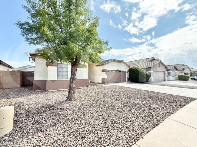 13018 W Pershing Ave in El Mirage, AZ - Building Photo - Building Photo