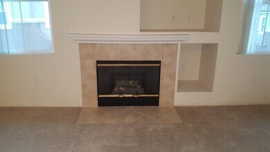 12671 Savannah Creek Dr in San Diego, CA - Building Photo - Building Photo