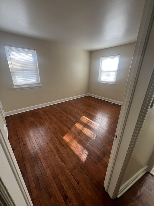 338 E Belvedere Ave, Unit Apt#1 in Baltimore, MD - Foto de edificio