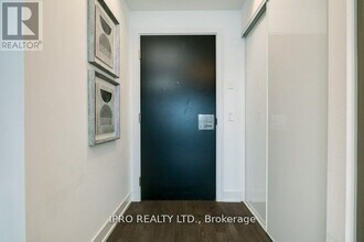 11-1211 Lillian St in Toronto, ON - Building Photo - Building Photo