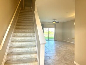 3720 Parkridge Cir in Sarasota, FL - Building Photo - Building Photo
