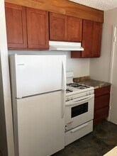 2873 S King St in Honolulu, HI - Building Photo - Building Photo