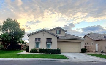 82787 Matthau Dr in Indio, CA - Foto de edificio - Building Photo