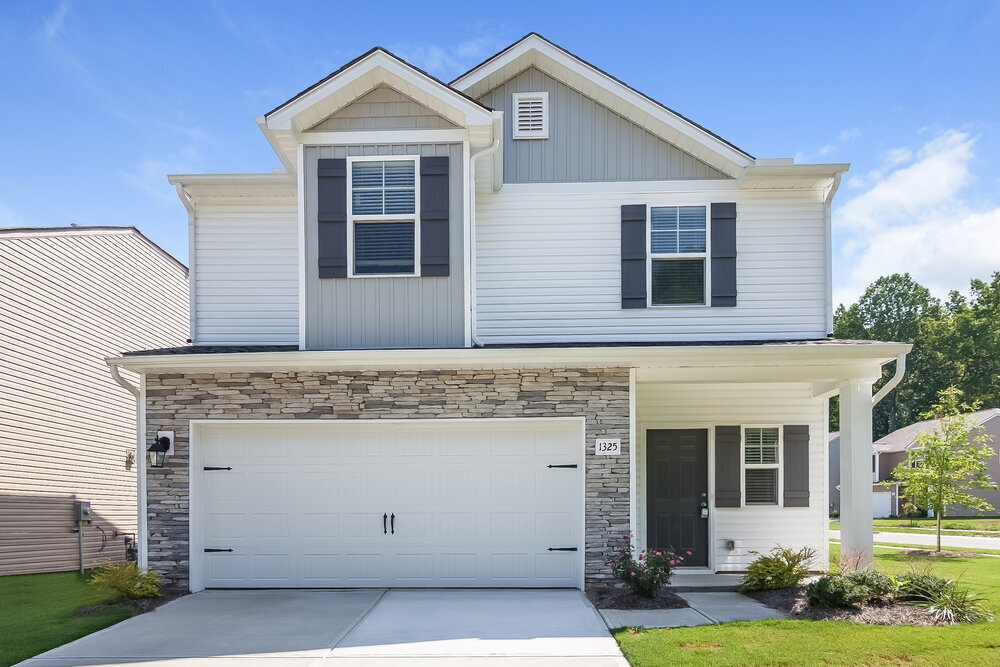 1325 State Rd 2842 in Charlotte, NC - Building Photo