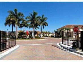 3202 Ter in Oakland Park, FL - Building Photo - Building Photo
