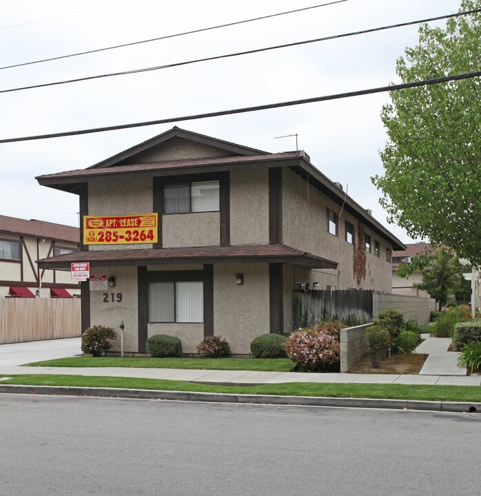 Bagwood Apartments in San Gabriel, CA - Building Photo