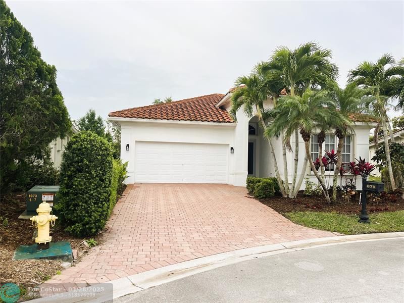 879 SW Pebble Ln in Palm City, FL - Foto de edificio